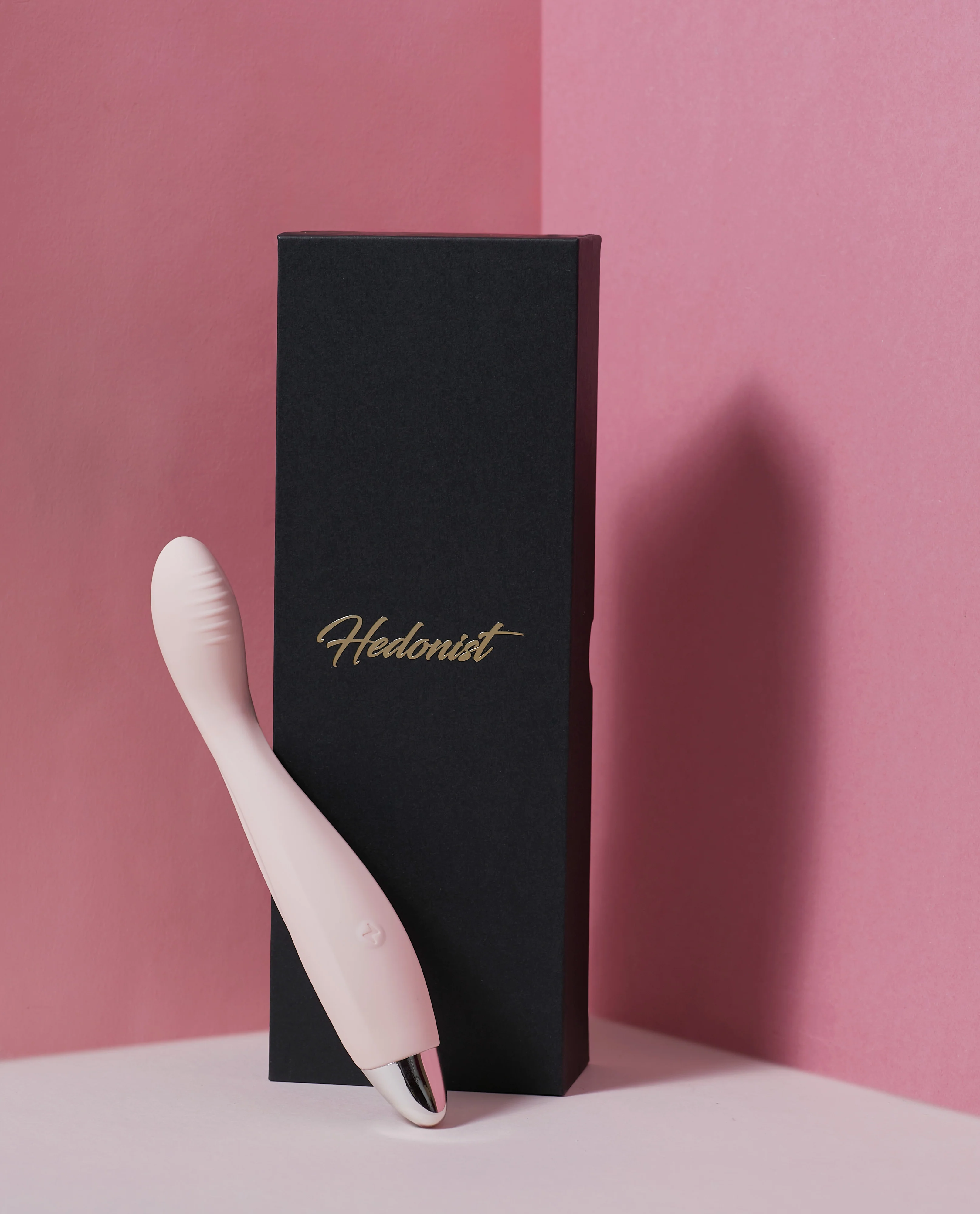 Dahlia Vibrating G-Spot Dildo - Image 5
