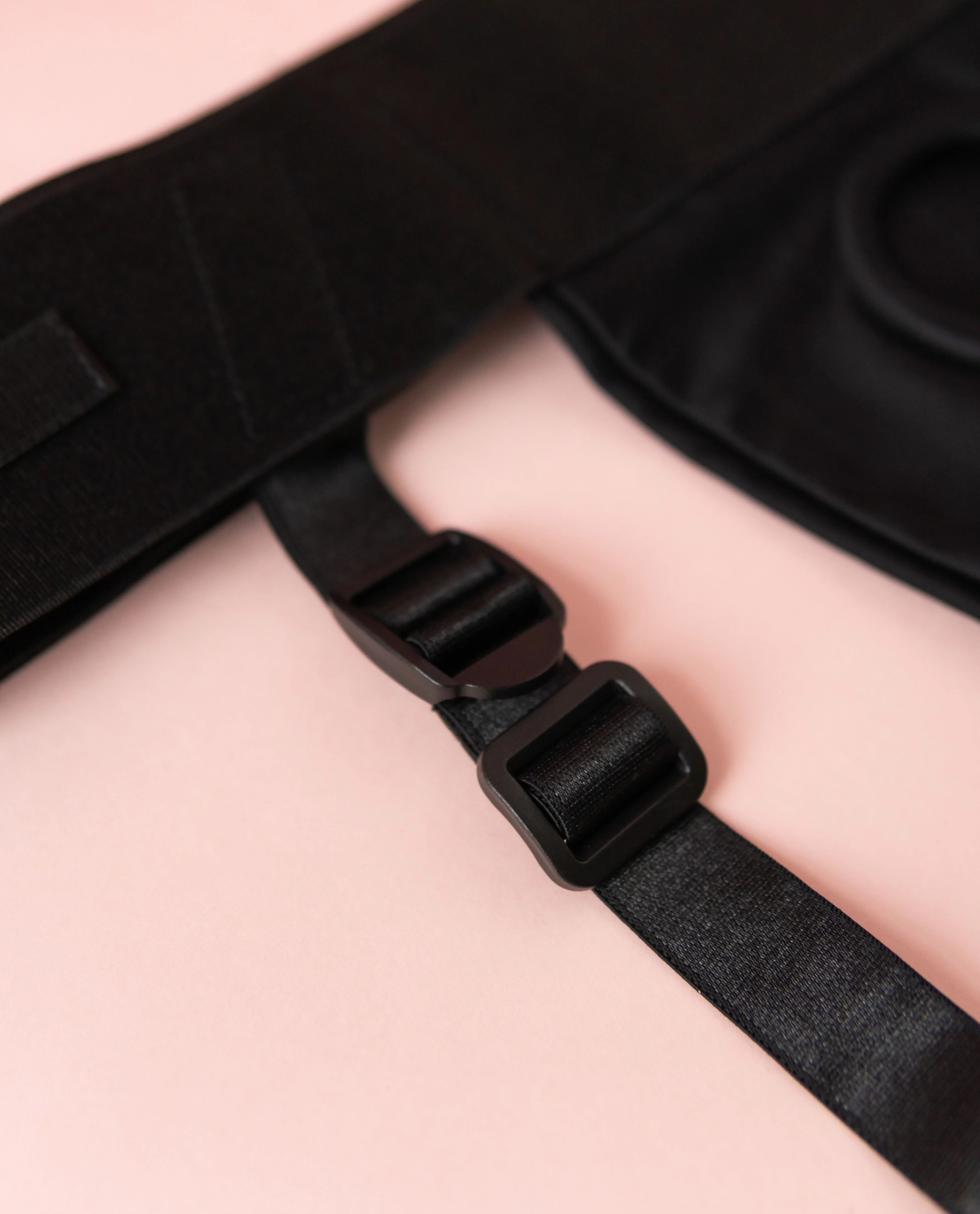Hedonist Phoenix Strap-On Harness - Image 9