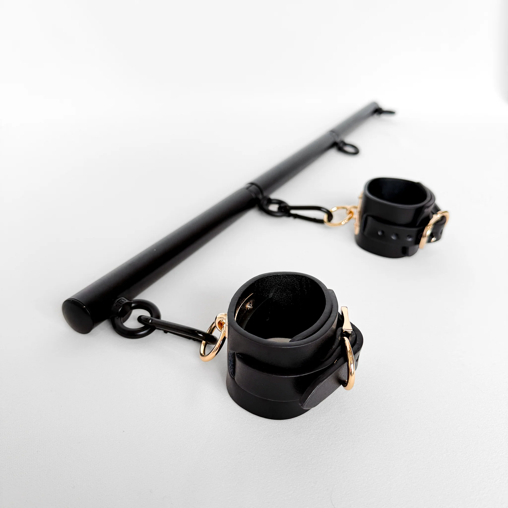 Hedonist Spreader Bar with Luxe Leather Cuffs Bundle - Image 10