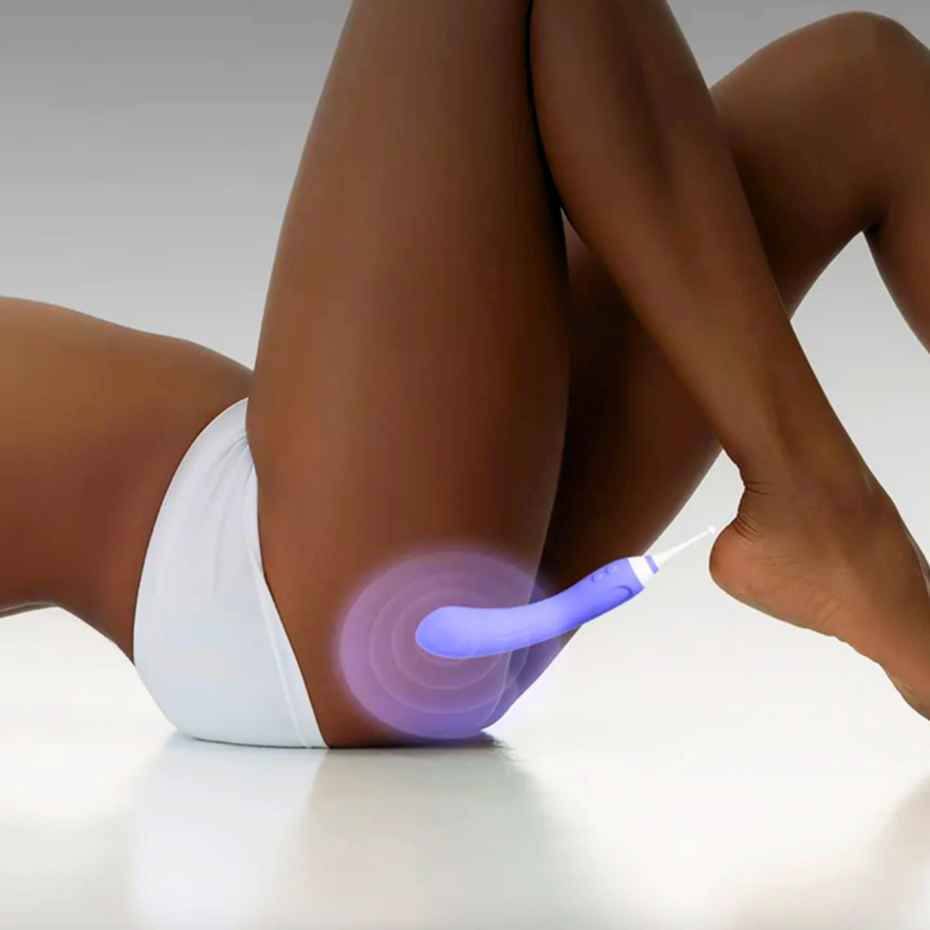 [FREE LUBE] Lovense Hyphy Dual-End Pinpoint Vibrator - Image 5