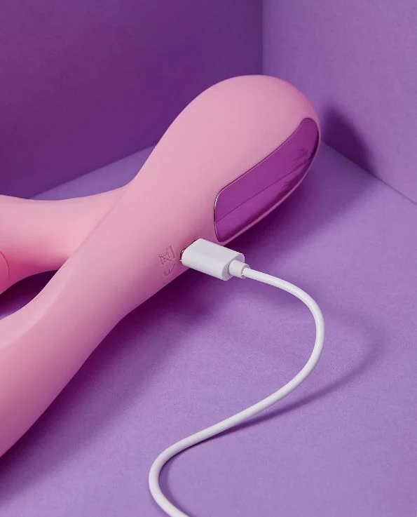 Sakura G-Tapping Sucking Licking Vibrating Dildo (4-in-1) - Image 9